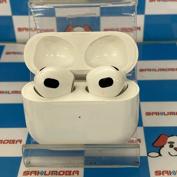 ¨��ȯ����AirPods ��3���� �ۥ磻�� A2566�������