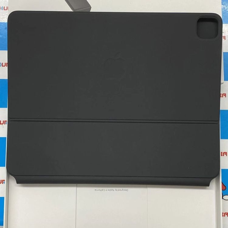 iPad Pro 12.9 (6/5/4/3) Magic Keyboard -ܸ