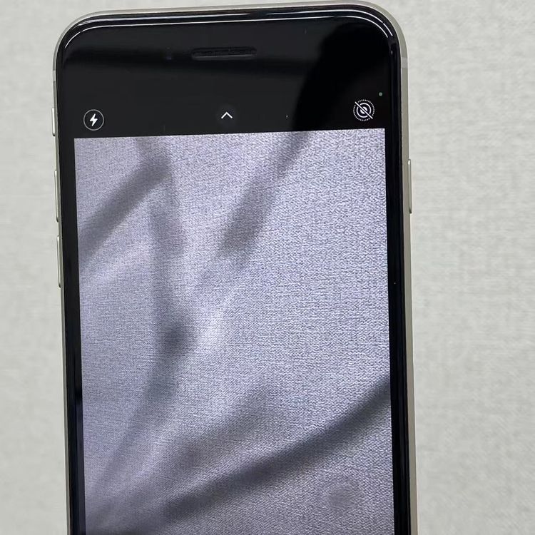 iPhoneSE ��3���� 128GB �������饤�� MMYG3J/A AU��SIM�ե꡼ �����