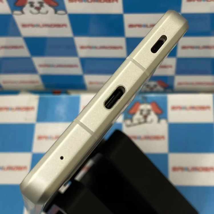 AQUOS R8 8GB/256GB ���꡼�� SH-52D docomo��SIM�ե꡼ ������