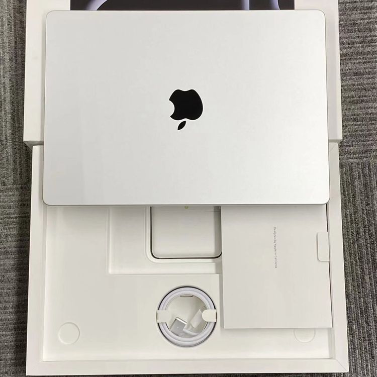 MacBook Pro 14�����  Late2024 Apple M4 Pro(14����)  20