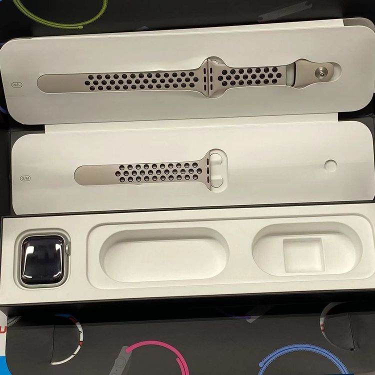 Apple Watch Nike Series5 40mm GPS+Cellularǥ 32GB