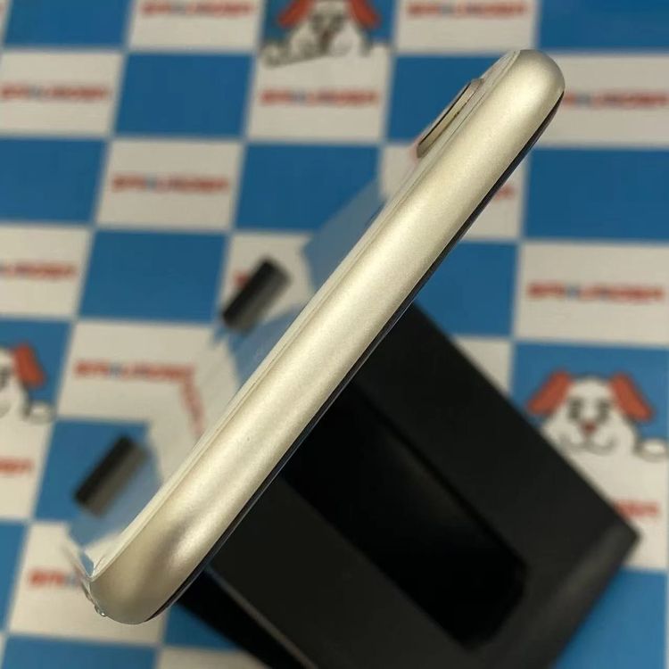 ¨��ȯ����iPhoneSE ��3���� 64GB �������饤�� MMYD3J/A AU��SIM�ե꡼