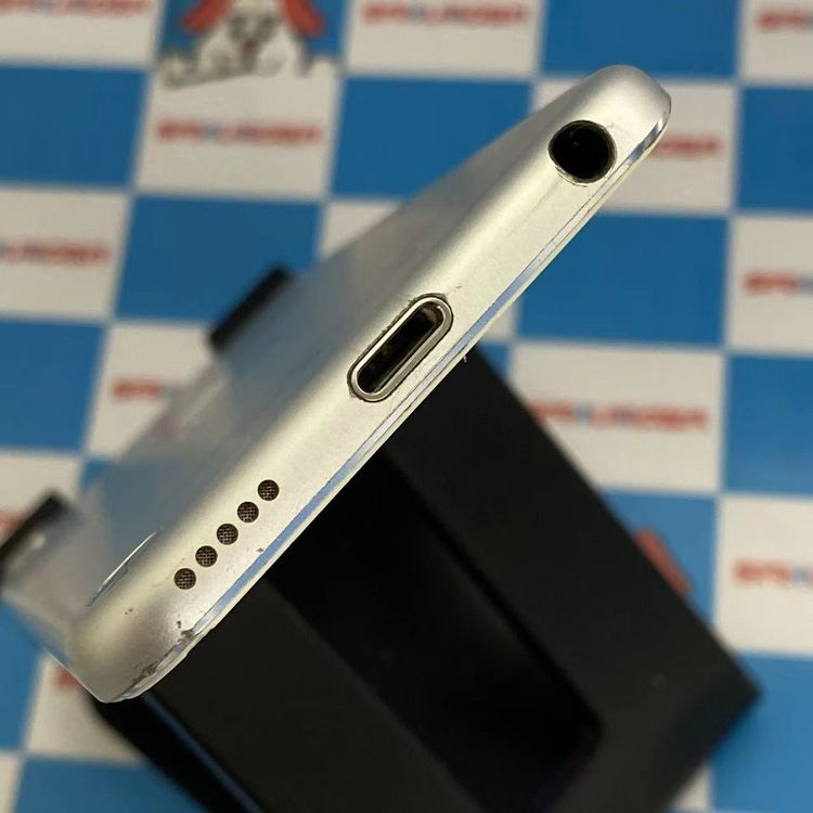 iPod touch (��5����) 32GB �ۥ磻��&����С� MD720J/A ��������