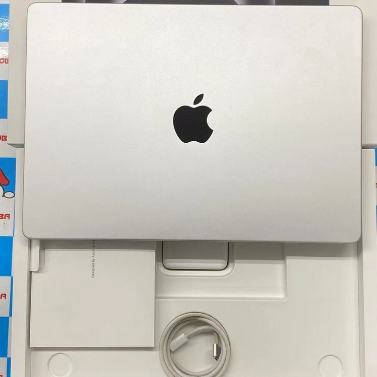 MacBook Pro 14����� Late2023 Apple M3 Pro 11CPU 14GP