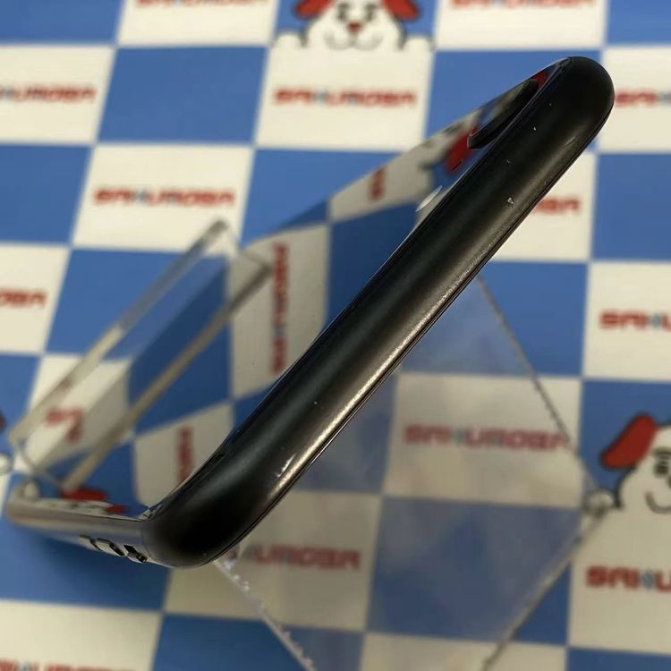 ¨��ȯ����iPhoneSE ��3���� 64GB �ߥåɥʥ��� MMYC3J/A AU��SIM�ե꡼