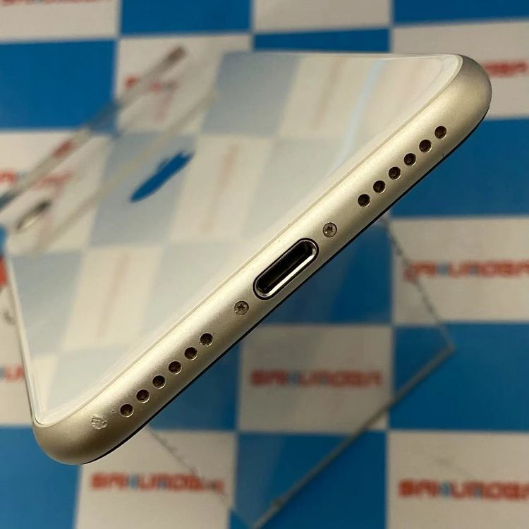 ¨��ȯ����iPhoneSE ��3���� 256GB �������饤�� MMYK3J/A SIM�ե꡼