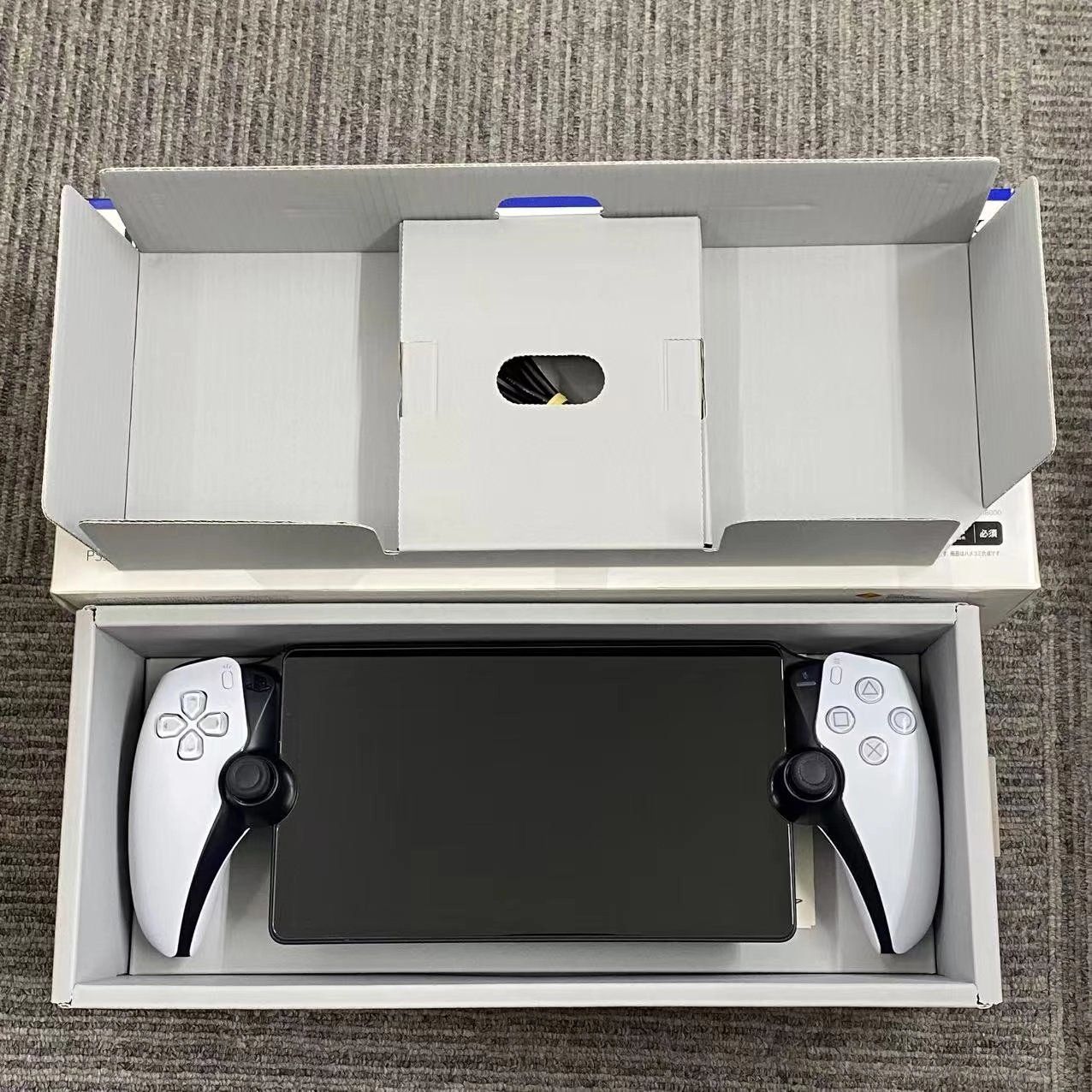 CFIJ-18000 PlayStation Portal リモートプレーヤー Official Product] PlayStation® Portal Remote Player (Model