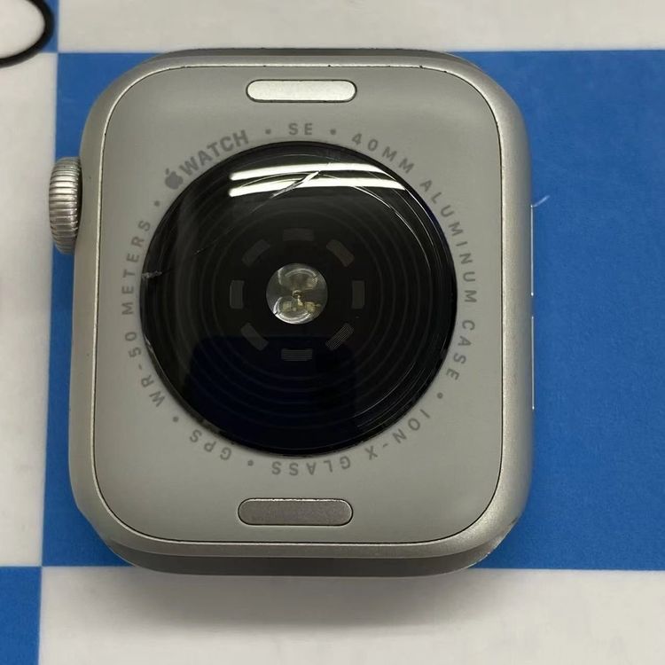 Apple Watch SE ��2���� 40mm GPS��ǥ� 32GB ����С� MRTT3J/A
