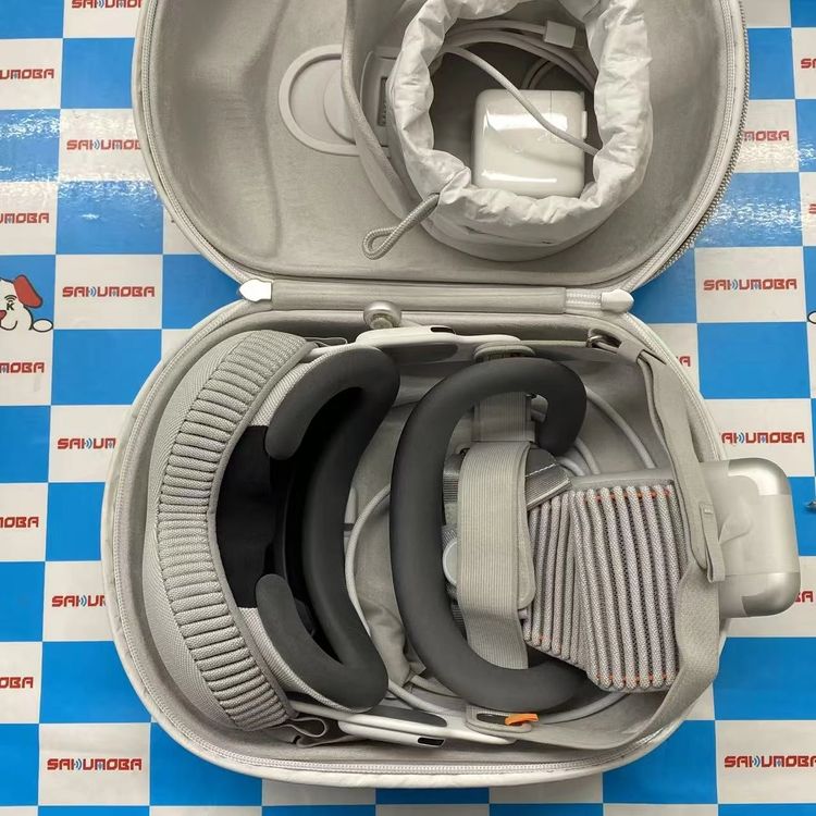 Apple Vision Pro (2024) 256GB ɸ५顼 MQL83J/A 