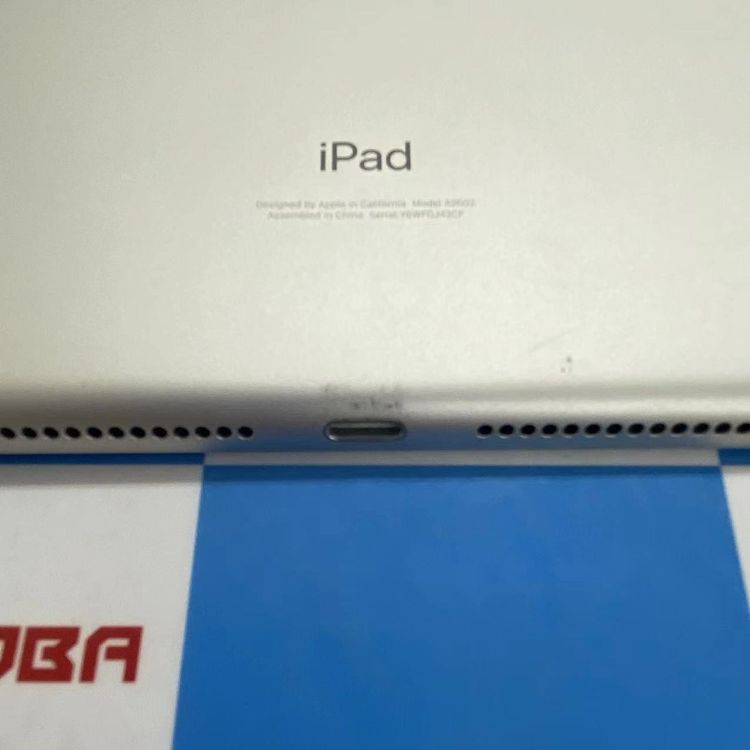 ¨��ȯ����iPad ��9���� Wi-Fi��ǥ� 64GB ����С� MK2L3J/A ��������