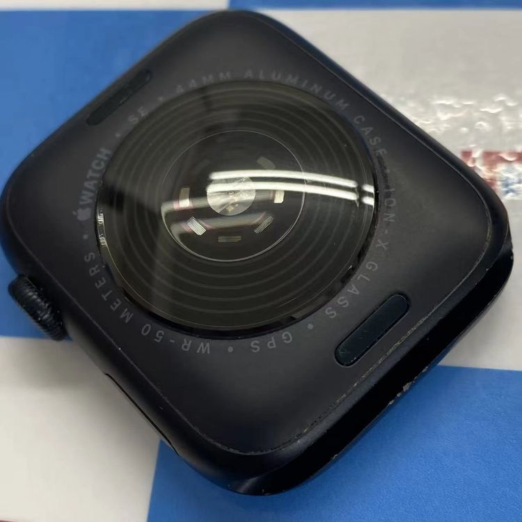 Apple Watch SE ��2���� 44mm GPS��ǥ� 32GB �ߥåɥʥ��� MNLC3J