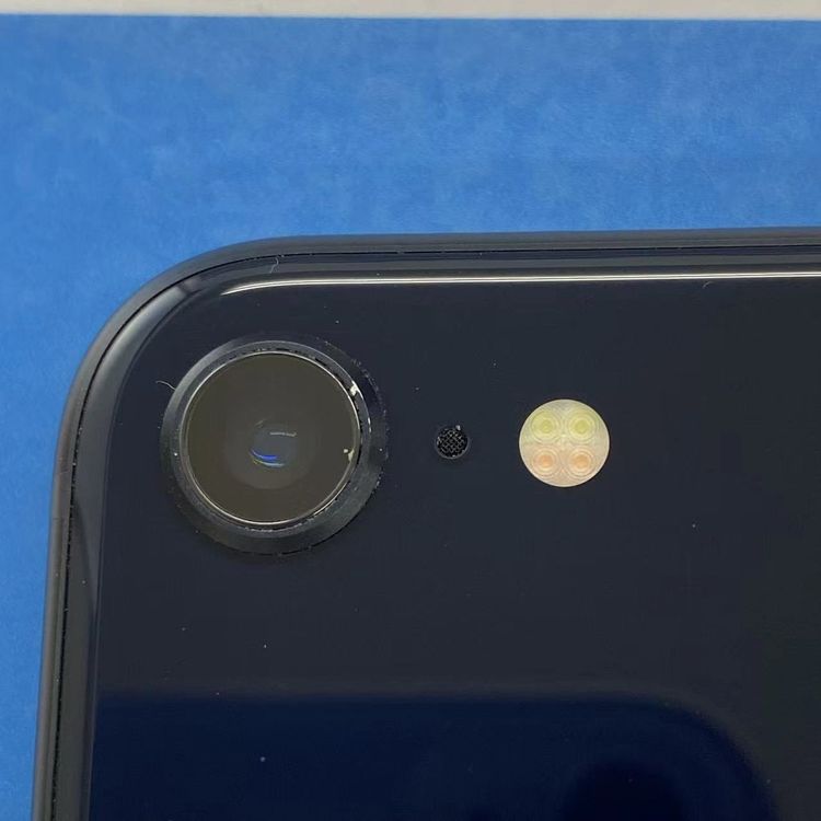 iPhoneSE ��3���� 128GB �ߥåɥʥ��� MMYF3J/A SoftBank��SIM�ե�