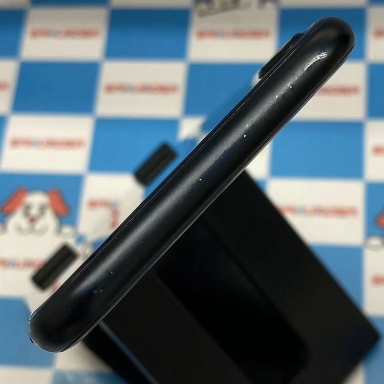 ¨��ȯ����iPhoneSE ��3���� 64GB �ߥåɥʥ��� MMYC3J/A AU��SIM�ե꡼