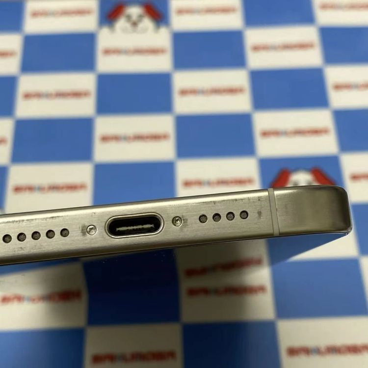 iPhone15 Pro Max 512GB �ۥ磻�ȥ����˥��� MU6V3J/A SoftBank