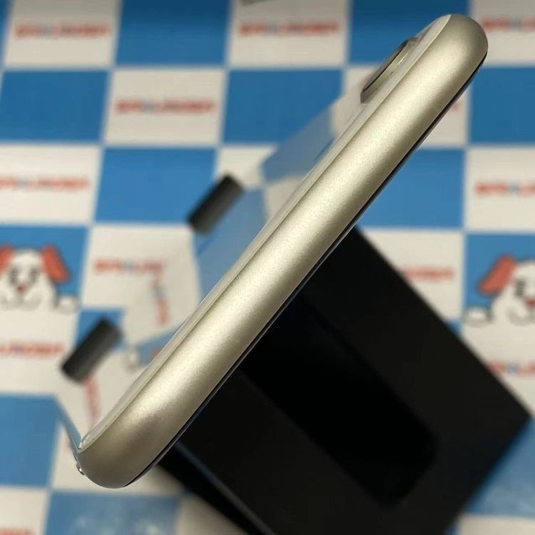 ¨��ȯ����iPhoneSE ��3���� 64GB �������饤�� MMYD3J/A AU��SIM�ե꡼