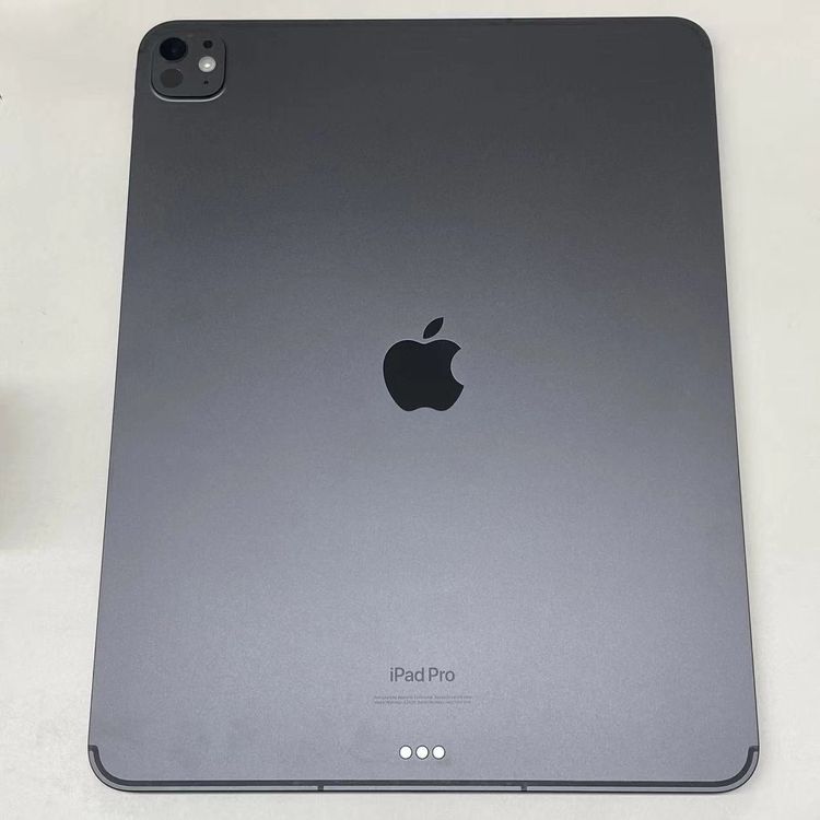 iPad Pro 13����� ��1���� Wi-Fi + Cellular 256GB MVXR3J/