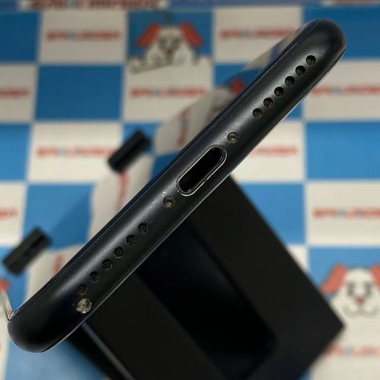 iPhoneSE ��3���� 128GB �ߥåɥʥ��� MMYF3J/A docomo��SIM�ե꡼