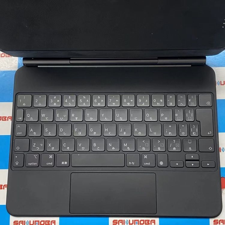 11�����iPad Pro(��2����)�� Magic Keyboard  �֥�å� A2261