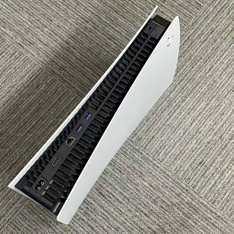 ¨��ȯ����Playstation5 CFI-1000A01 825GB �ۥ磻�� ��������