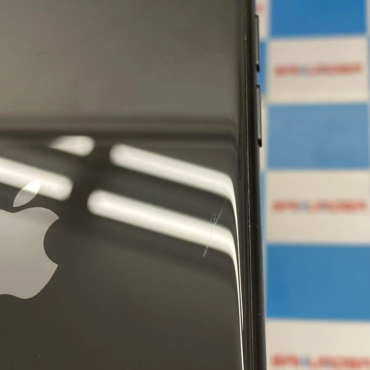 iPhoneSE ��2���� 256GB �֥�å� MHGW3J/A docomo��SIM�ե꡼����