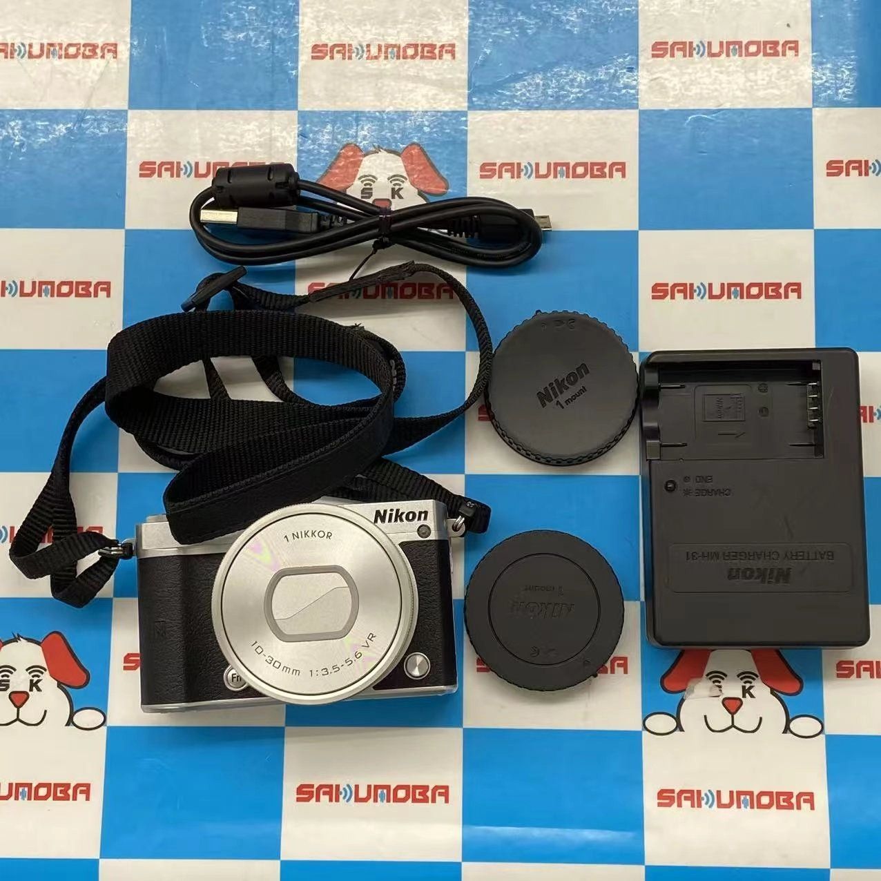 Nikon 1 J5 ズームレンズキット シルバー Amazon | Nikon ミラーレス一眼 Nikon1 J5 標準パワーズームレンズ