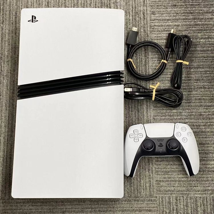 ¨��ȯ����PlayStation5 Pro CFI-7000B01 2TB �ۥ磻�ȷ� ����