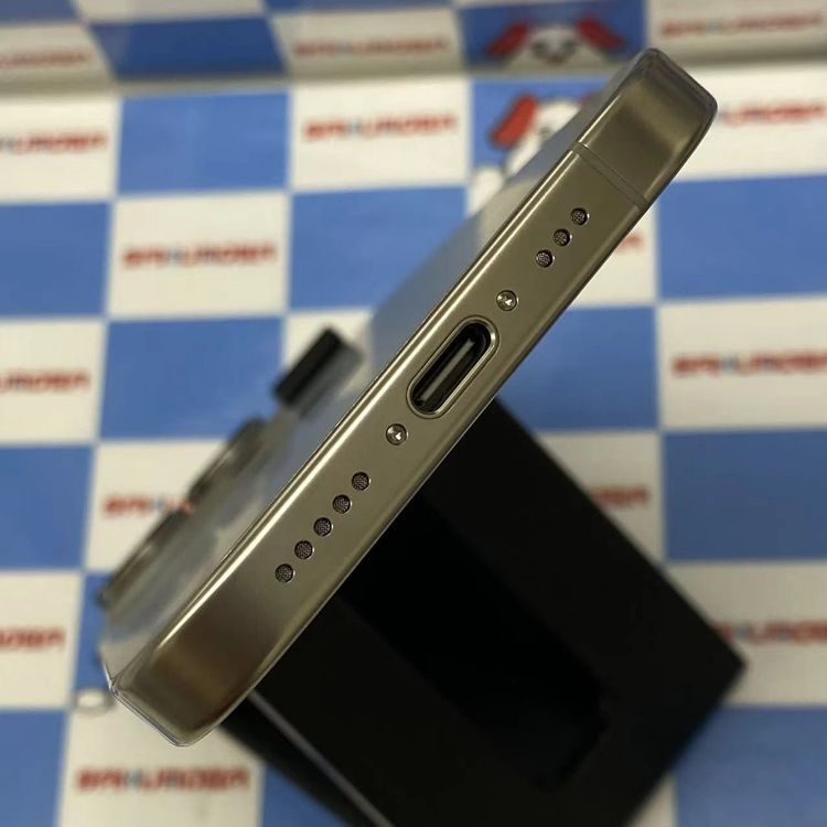 ¨��ȯ����iPhone16 Pro 256GB �ʥ���������˥��� 3N746J/A SIM�ե꡼
