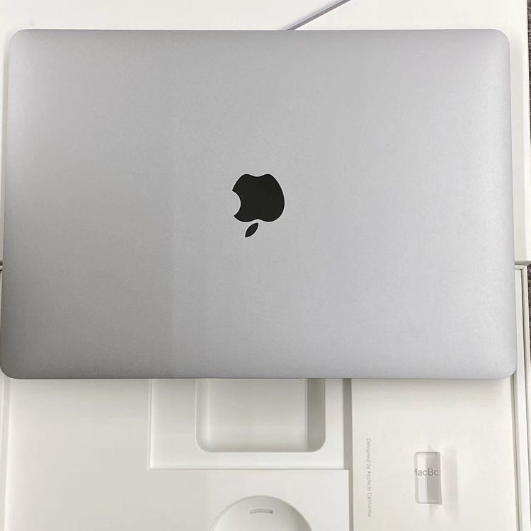 MacBook Pro 13����� 2018 Thunderbolt 3�ݡ���x 4 16GB/25