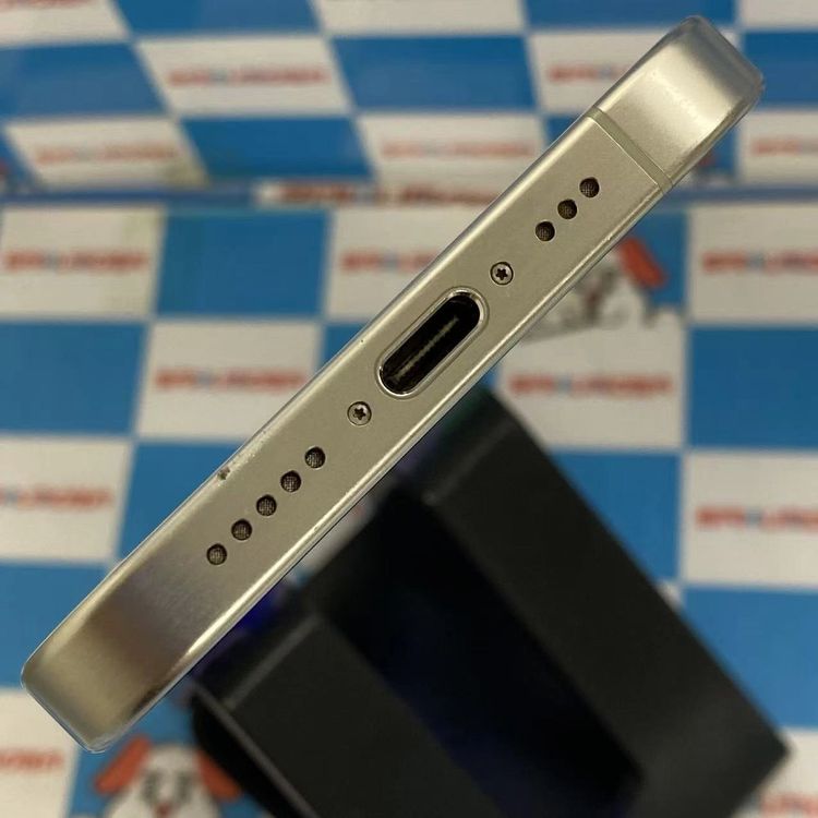 iPhone15 Pro 256GB �ۥ磻�ȥ����˥��� MTUD3J/A AU��SIM�ե꡼
