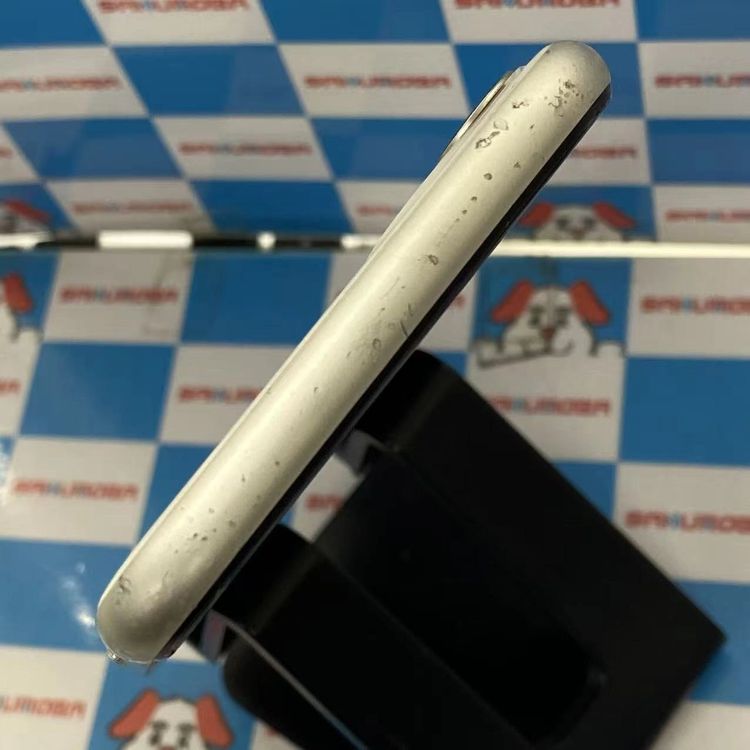 ¨��ȯ����iPhone11 256GB �ۥ磻�� MWM82J/A docomo�������