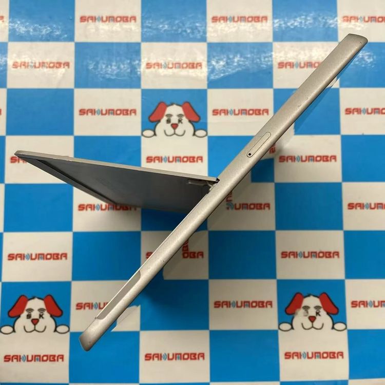 Surface Go 2 LTE Advanced 128GB Core m3-8100Y С