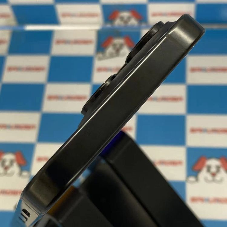 iPhone16 Pro 256GB �֥�å������˥��� MYN03J/A docomo��SIM�ե�