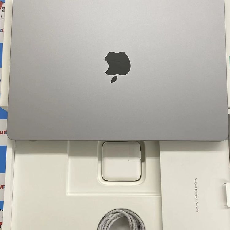 MacBook Air 13����� Mid2022 Apple M2 16GB/256GB ���ڡ���