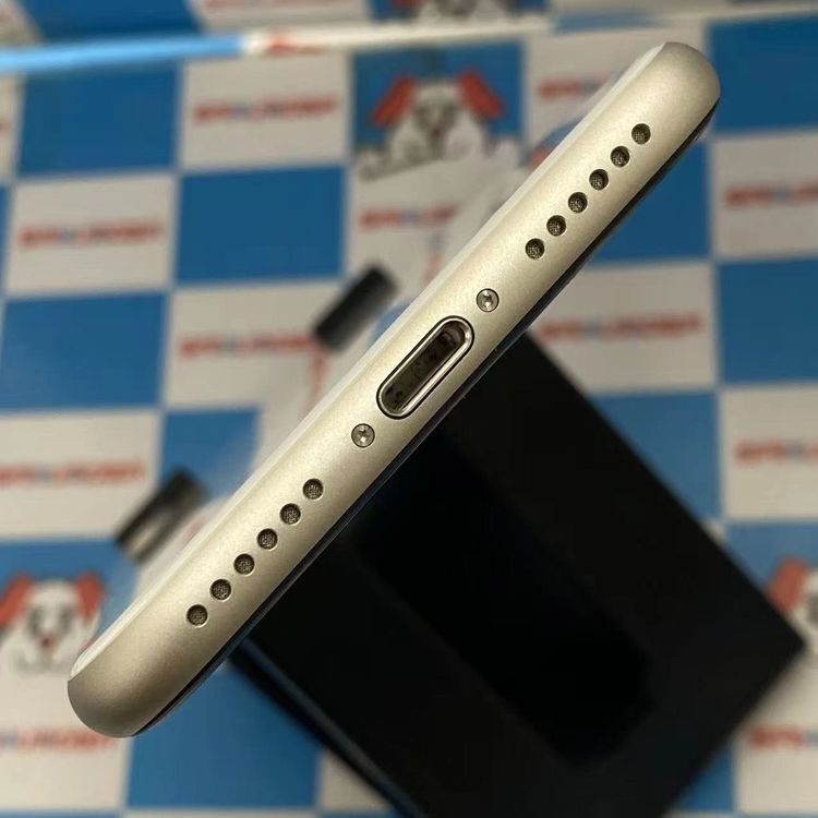 iPhoneSE ��3���� 128GB �������饤�� MMYG3J/A SIM�ե꡼ ������