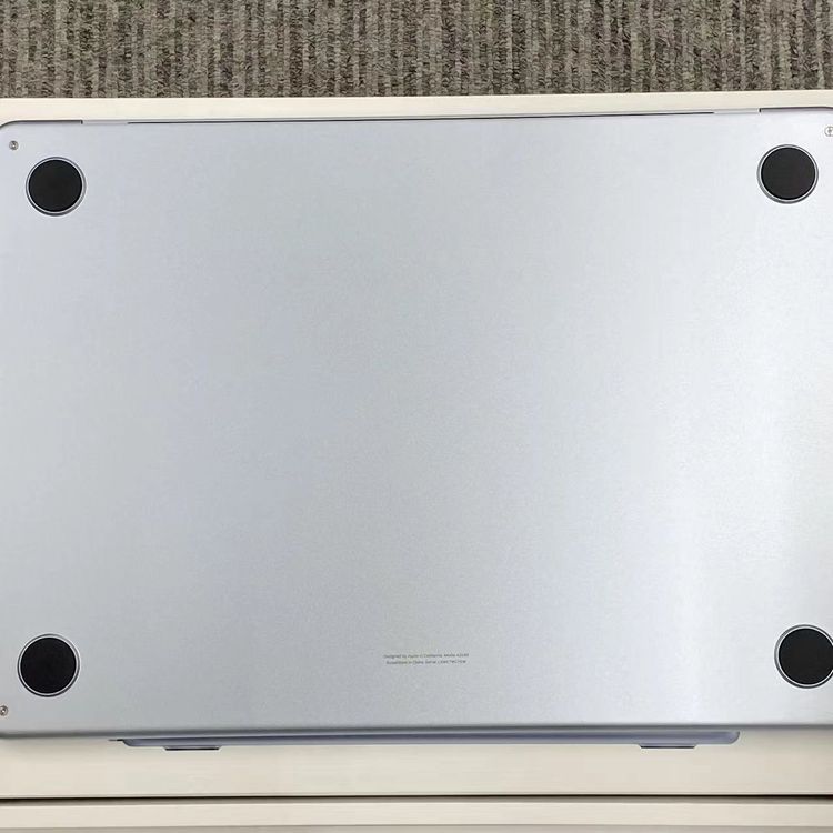 MacBook Air 13����� Early2025 Apple M4 16GB/512GB �֥�
