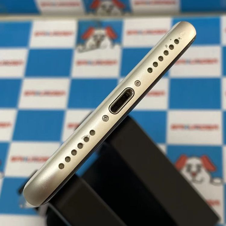 iPhoneSE ��3���� 128GB �������饤�� MMYG3J/A docomo��SIM�ե꡼