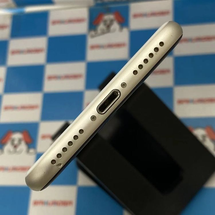 ¨��ȯ����iPhoneSE ��3���� 64GB �������饤�� MMYD3J/A AU��SIM�ե꡼