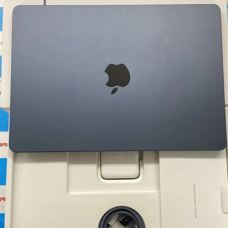 Macbook air 13����� Early2024 Apple M3 8GB/256GB �ߥå�