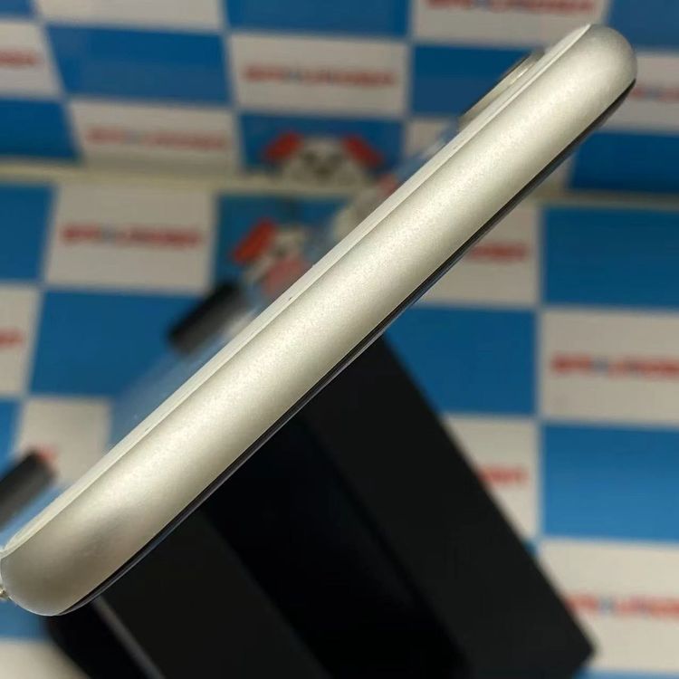 iPhoneSE 2 128GB ۥ磻 MHGU3J/A SIMå docomo