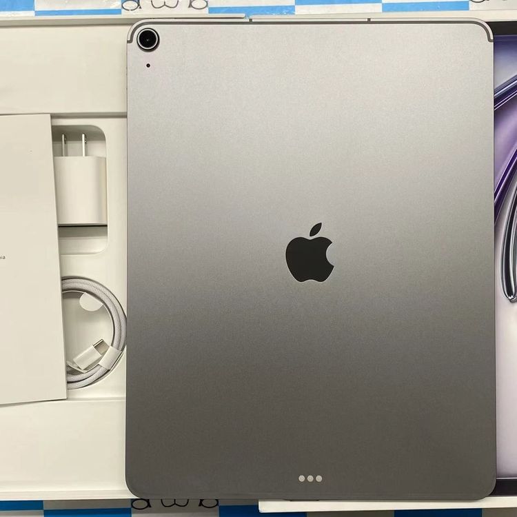 iPad Air 13 7 Wi-Fi + Cellular 128GB MCJ14J/