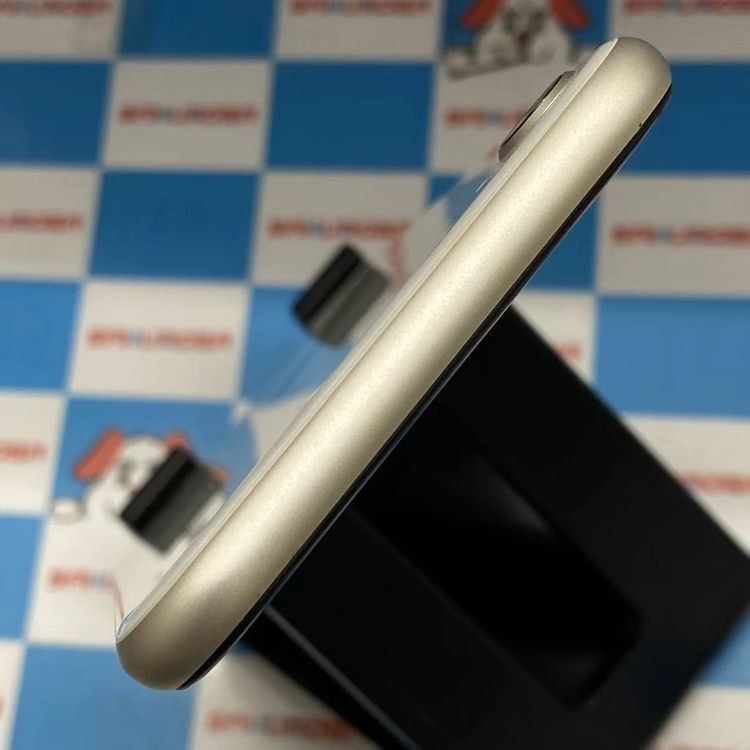 ¨ȯiPhoneSE 3 64GB 饤 MMYD3J/A au