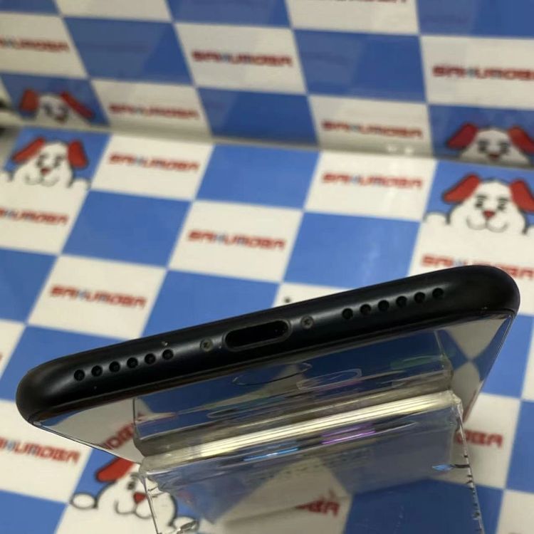 ¨��ȯ����iPhoneSE ��3���� 64GB �ߥåɥʥ��� MMYC3J/A AU��SIM�ե꡼