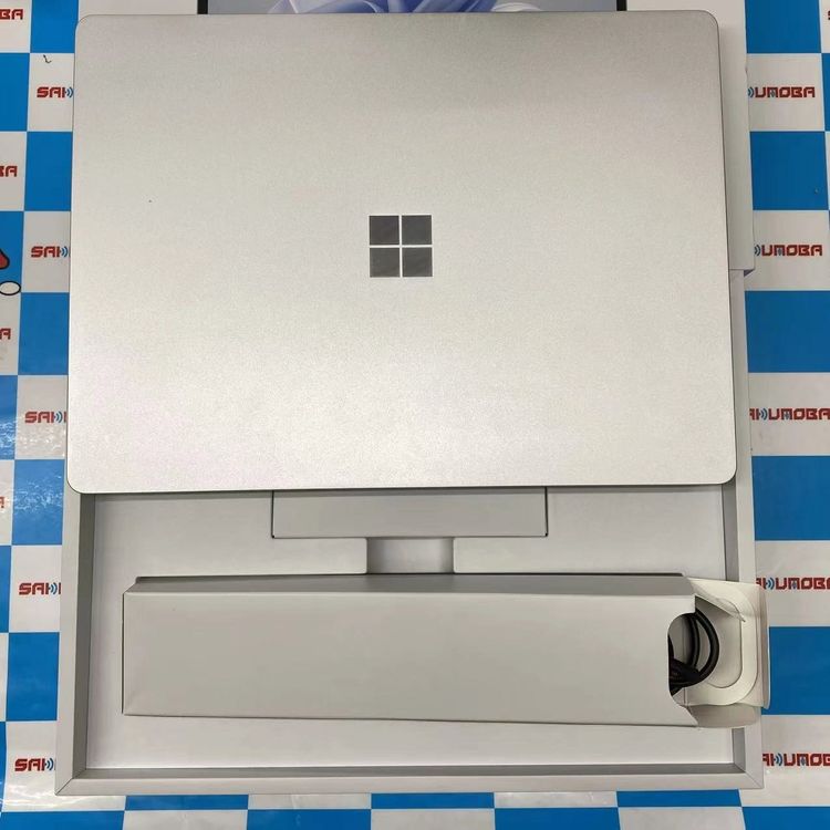 Surface Laptop Go 3 Core i5 8GB/128GB �ץ���ʥ� XJB-00