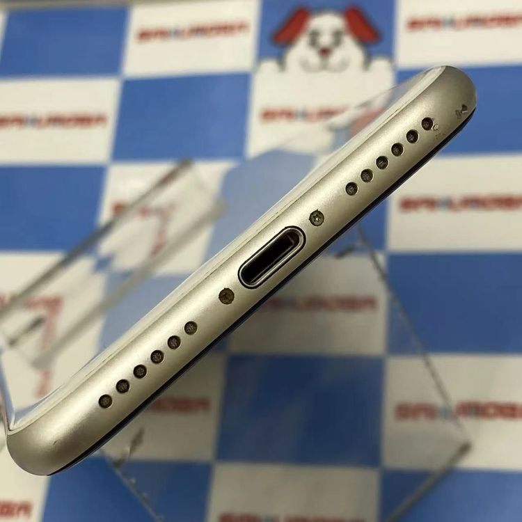 iPhoneSE ��3���� 64GB �������饤�� MMYD3J/A AU��SIM�ե꡼ ��������