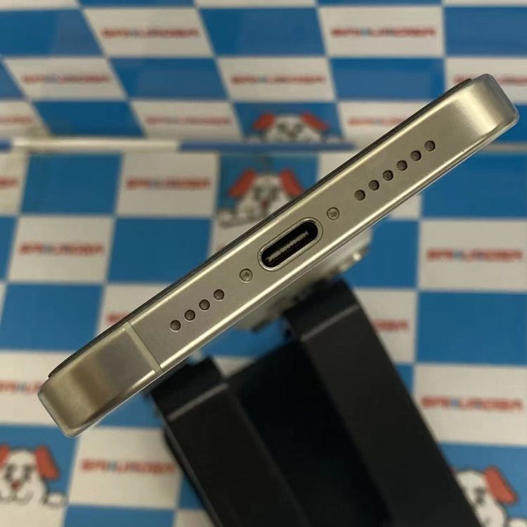 iPhone15 Pro Max 1TB �ۥ磻�ȥ����˥��� MU703J/A SIM�ե꡼������