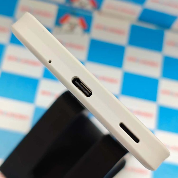 AQUOS wish 4GB/64GB ܥ꡼ SH-M20 ȥSIMե꡼ 