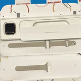 Apple Watch SE 第2世代 GPSモデル 40mm スターライト MNL73J/A 訳あ