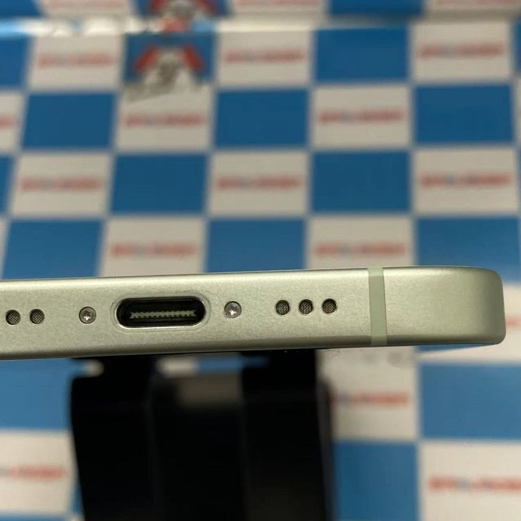 ¨��ȯ����iPhone15 256GB ���꡼�� MTMT3J/A SIM�ե꡼ ����