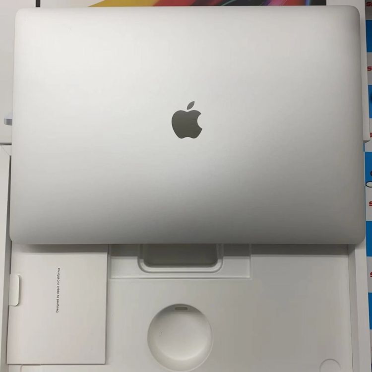 MacBook Pro 16in 2019 core i9 2.3GHz 32GB/1TB US����